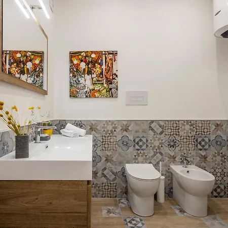 Apartment Old Port Luxury Palermo