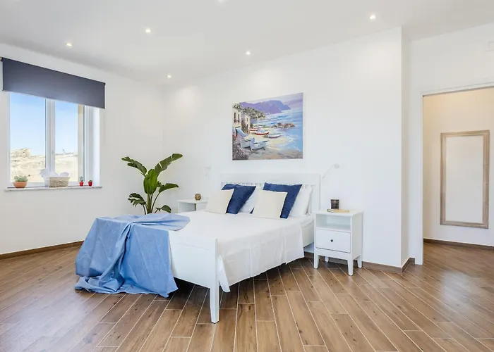 Apartment Old Port Luxury Palermo