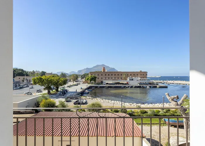 Old Port Luxury Palermo